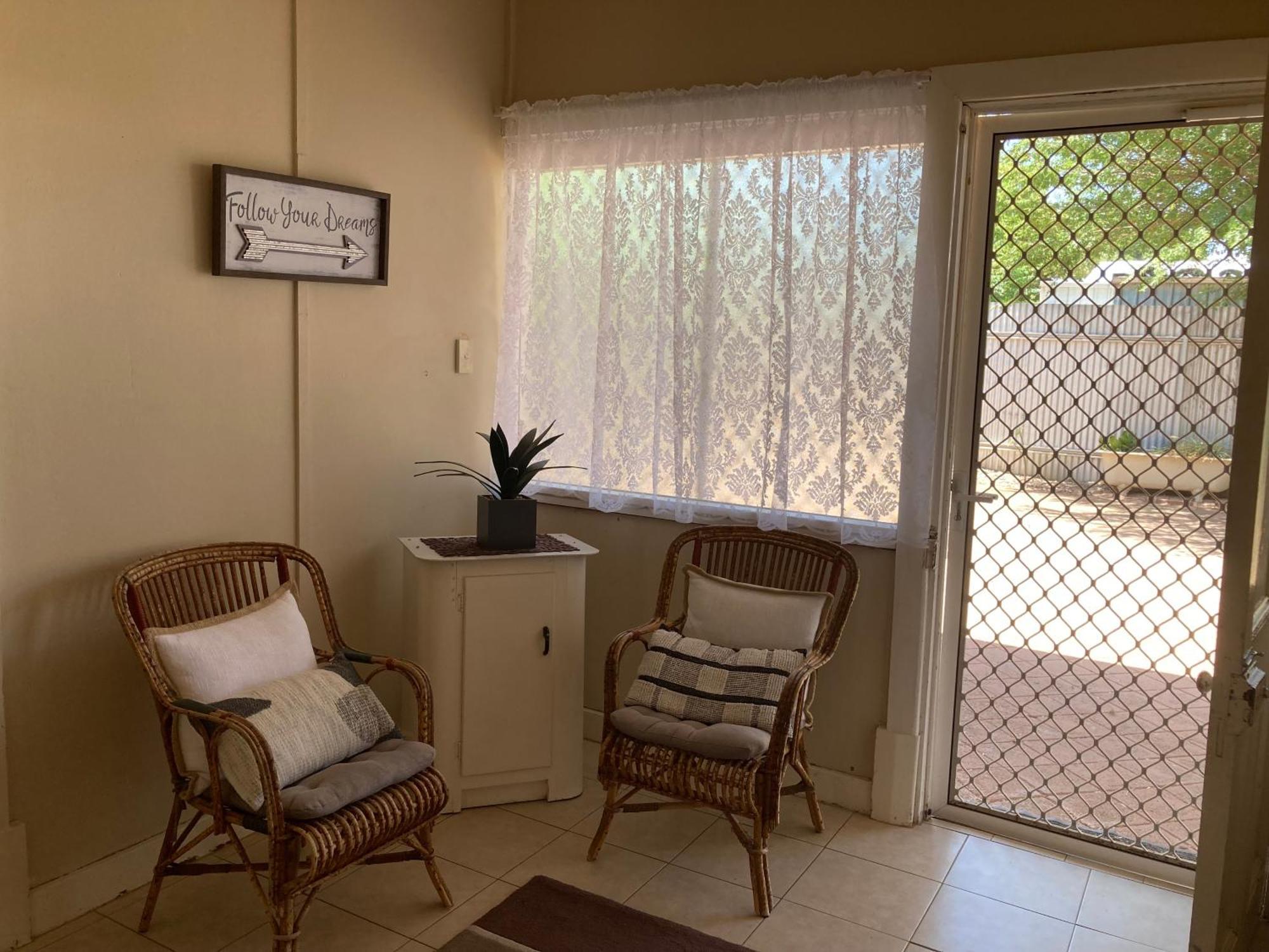 Maeville Cottage 布罗肯希尔 外观 照片